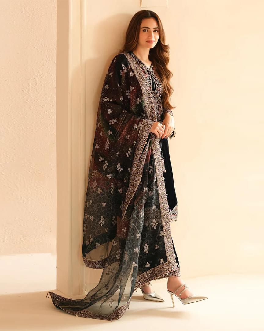 Jazmin Luxury Velvet Wedding Collection- Black