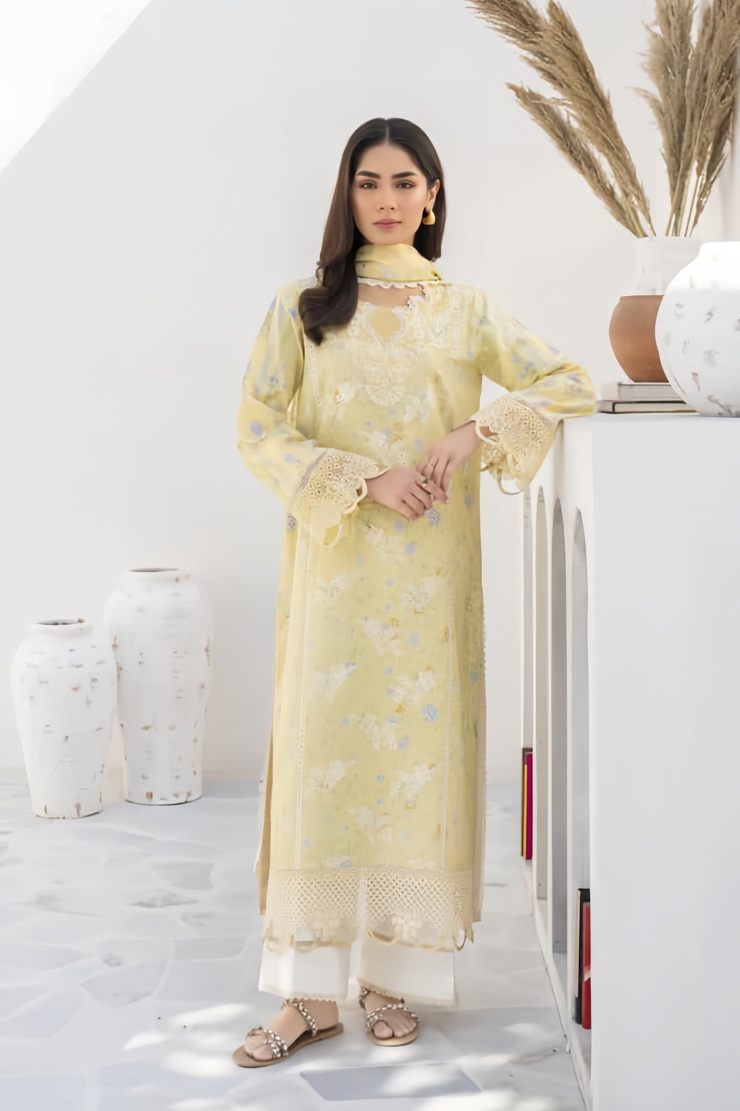 BARAQUE LAWN COLLECTION