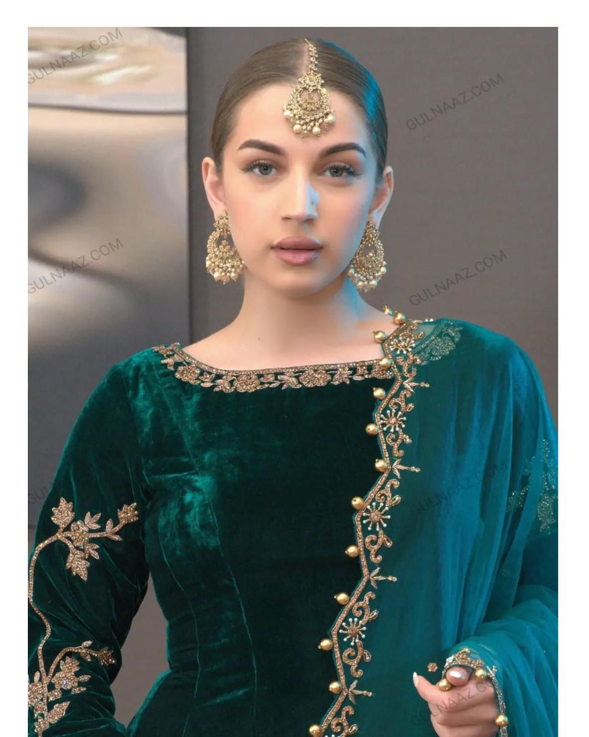 Falak Naz Velvet Collection