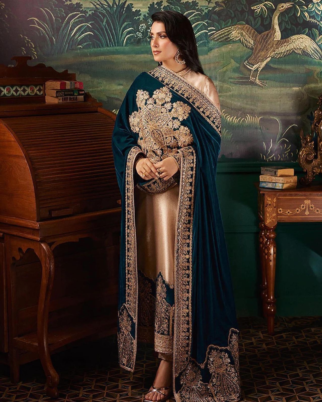 Zanab Chotani Velvet Collection
